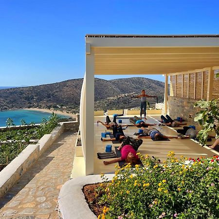 Отель Meltemi Retreat Ираклия Экстерьер фото